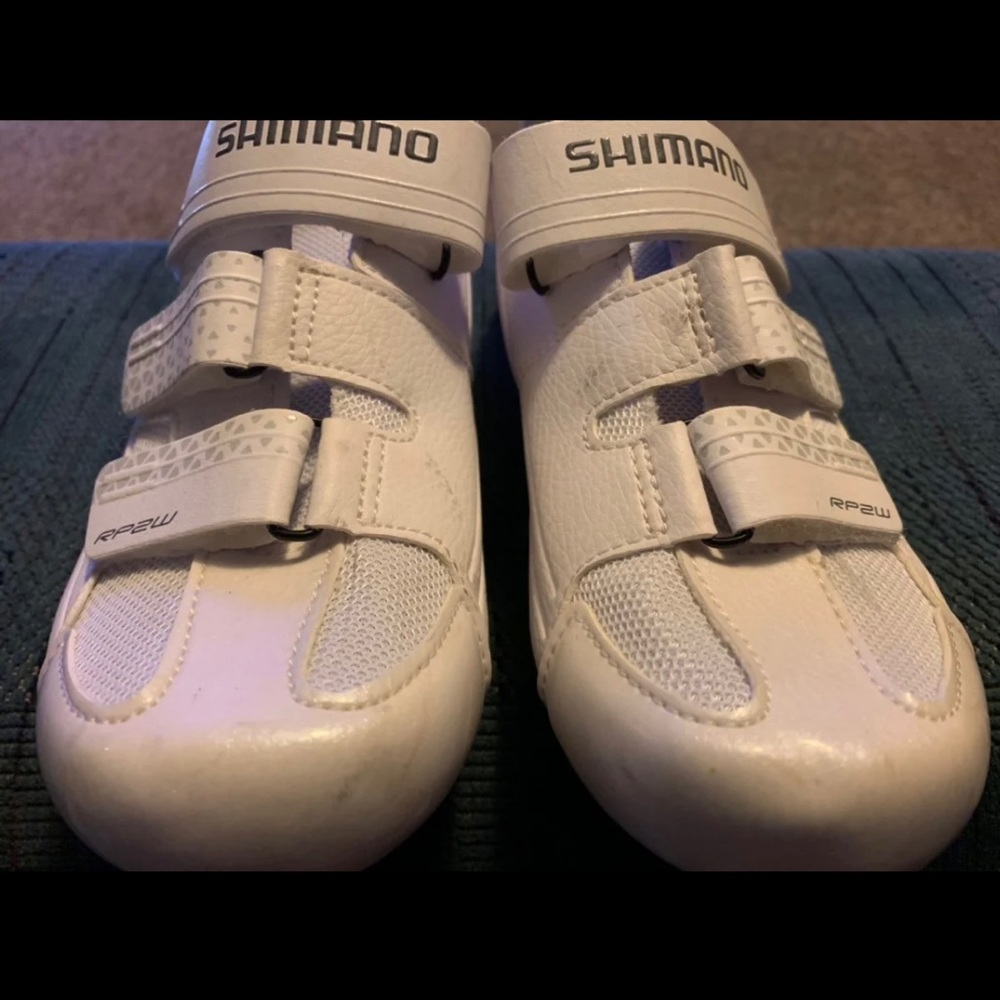 Shimano RP2W Cycle Shoes With Cleats